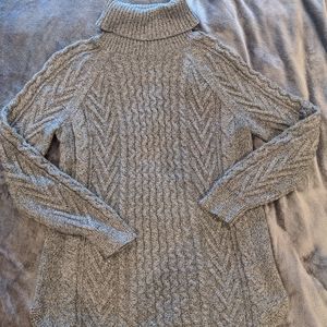 Gap maternity cableknit sweater medium